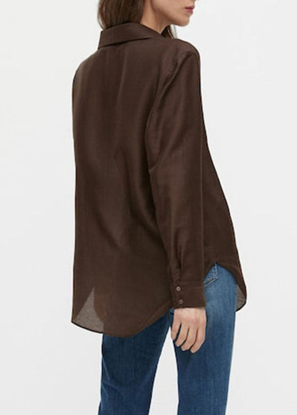 Well Tailored Shirt with a Graceful Silhouette