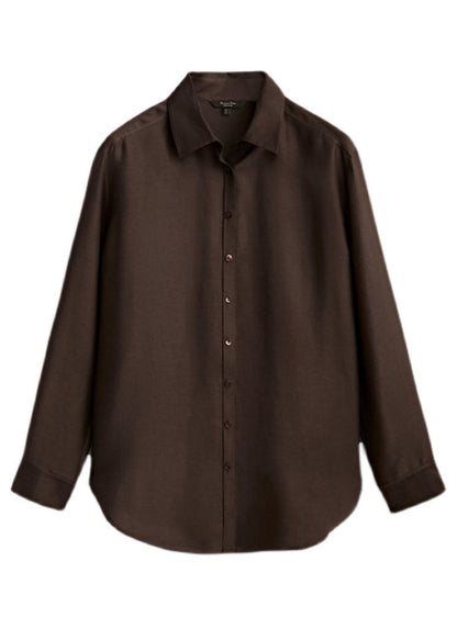 Well Tailored Shirt with a Graceful Silhouette