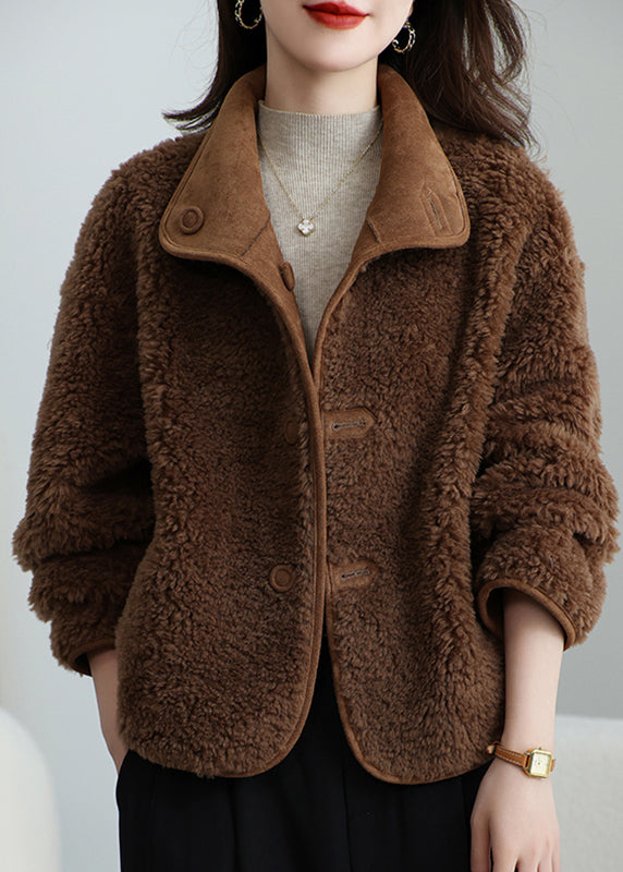 Classic Vintage Jacket with a Flattering Fit