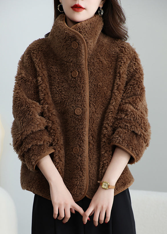 Classic Vintage Jacket with a Flattering Fit