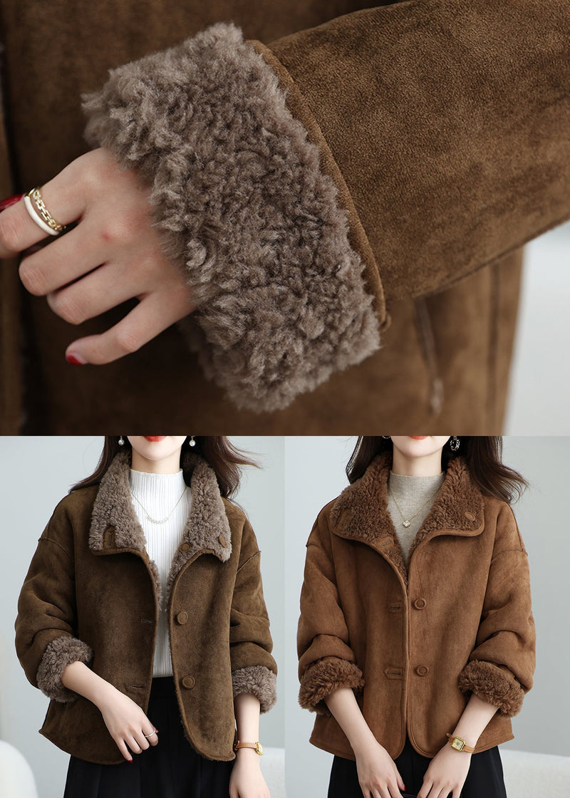 Classic Vintage Jacket with a Flattering Fit