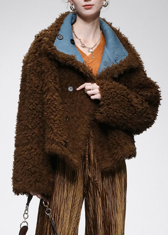 Effortlessly Elegant Coat with a Timeless Design