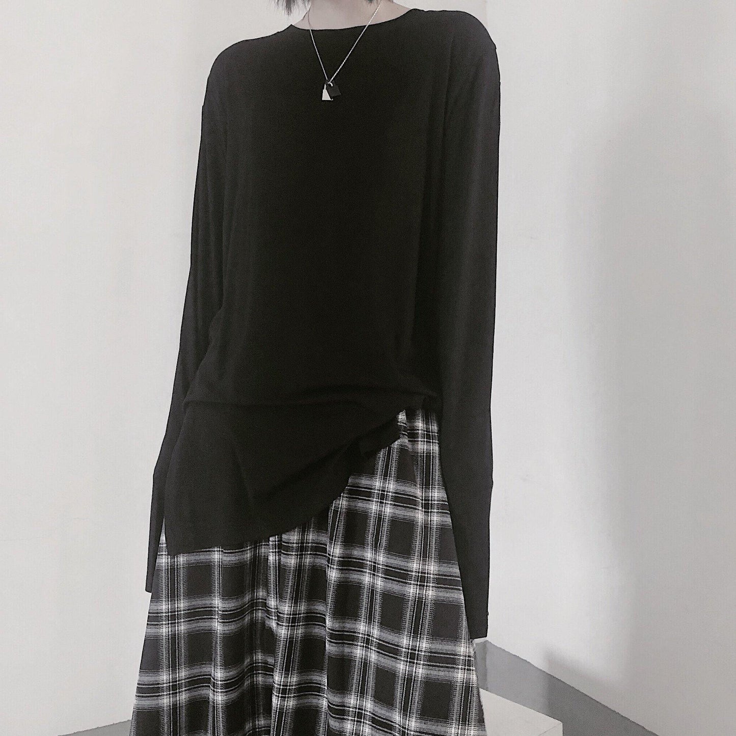 Effortlessly Elegant Top with a Timeless Design
