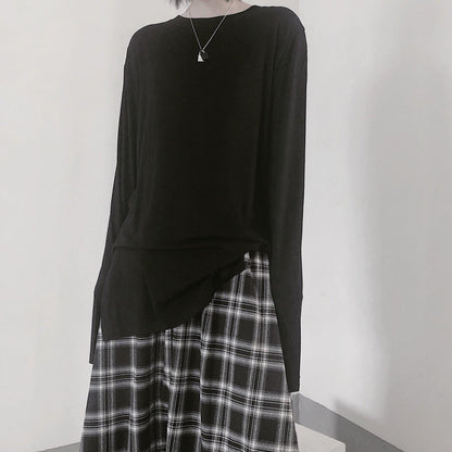 Effortlessly Elegant Top with a Timeless Design