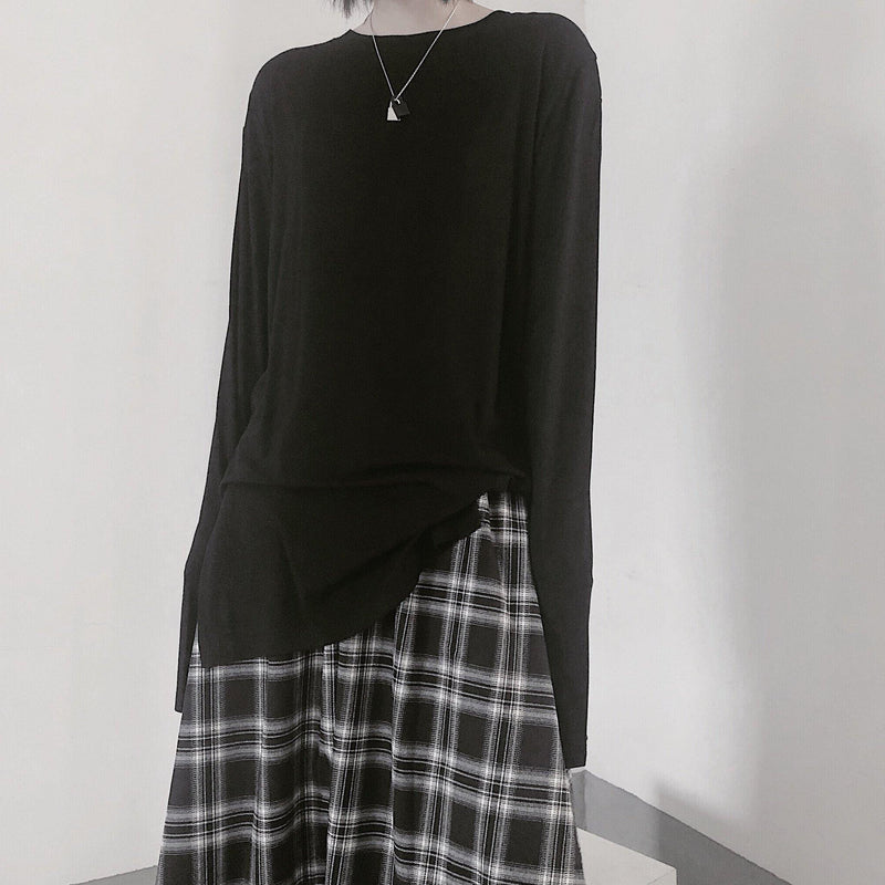 Effortlessly Elegant Top with a Timeless Design