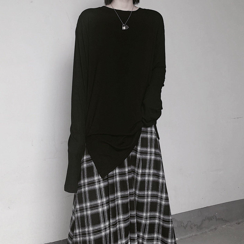 Effortlessly Elegant Top with a Timeless Design