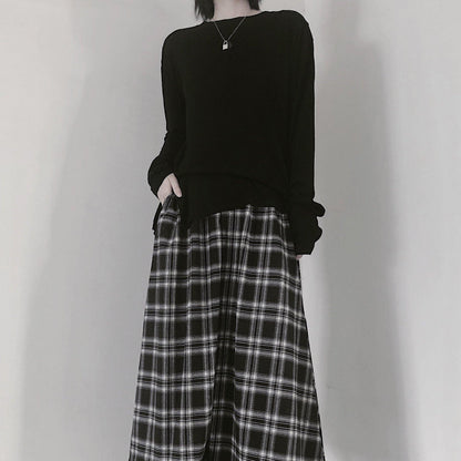 Effortlessly Elegant Top with a Timeless Design