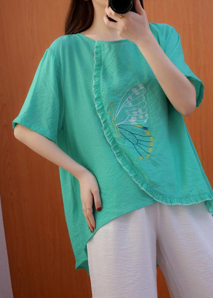 Sophisticated Blouse with a Clean Classic Look