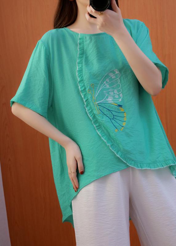 Sophisticated Blouse with a Clean Classic Look