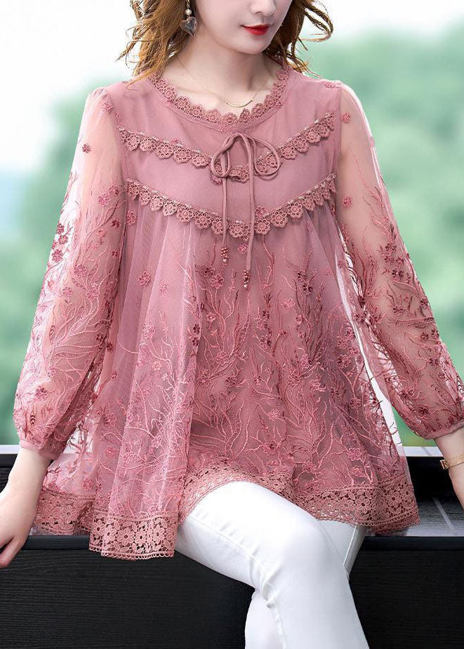 Well Tailored Top with a Graceful Silhouette