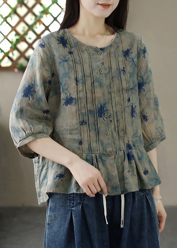 A Vintage Style Shirt with Delicate Timeless Details