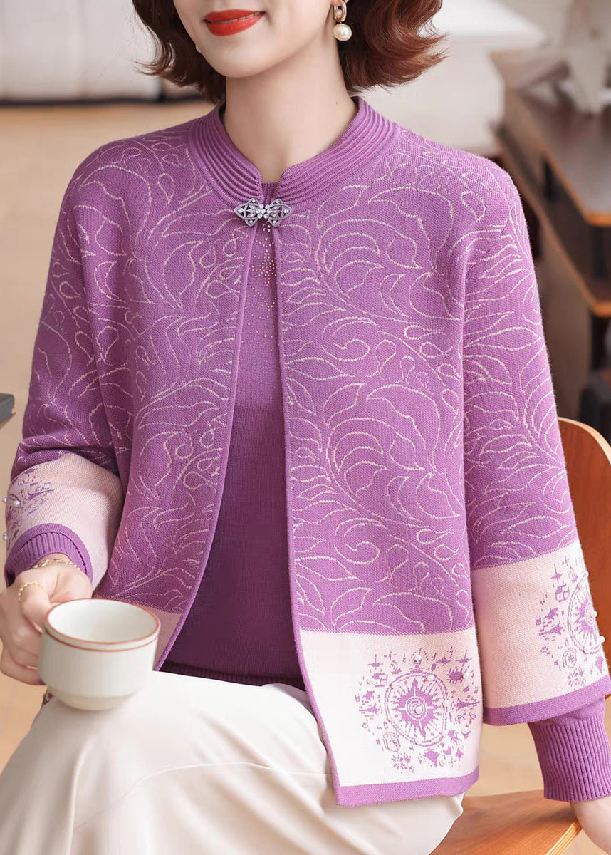 Effortlessly Elegant Cardigan with a Timeless Design