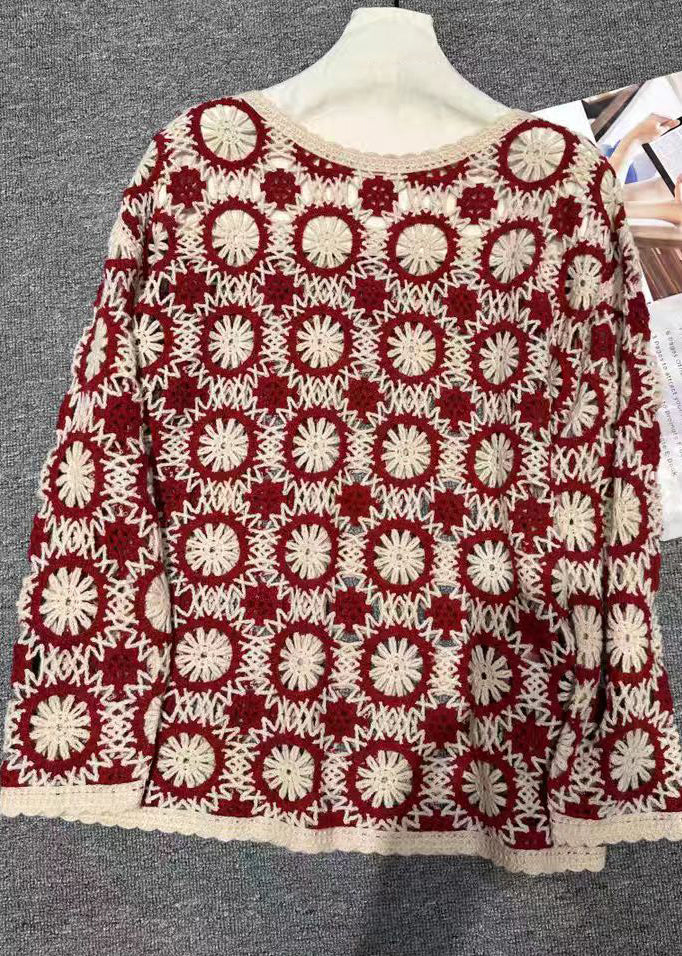 Classic Vintage Sweater with a Flattering Fit