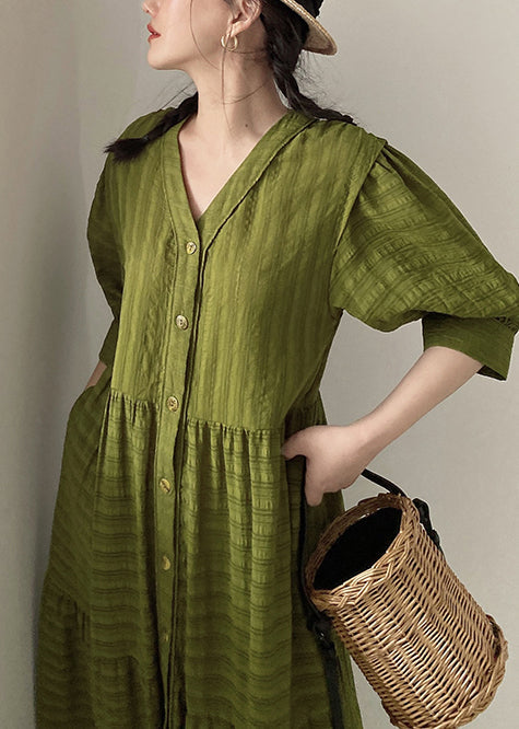Polished Dress with an Effortless Classic Look