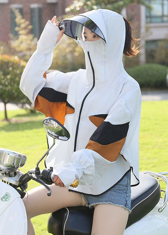 Effortlessly Elegant Jacket with a Timeless Design