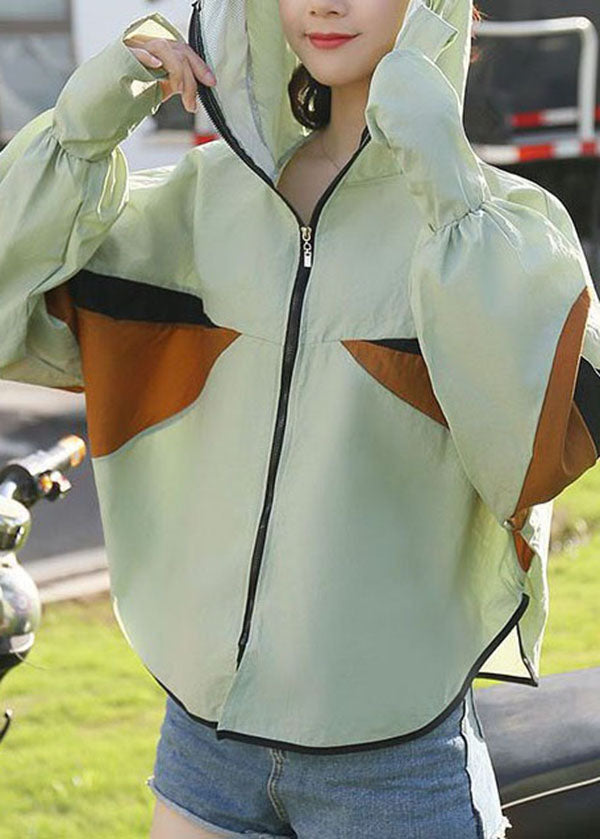 Effortlessly Elegant Jacket with a Timeless Design