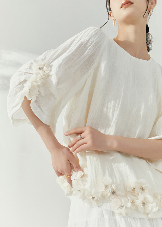 Beautifully Finished Top in a Timeless Design