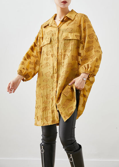 Classic Vintage Shirt with a Flattering Fit