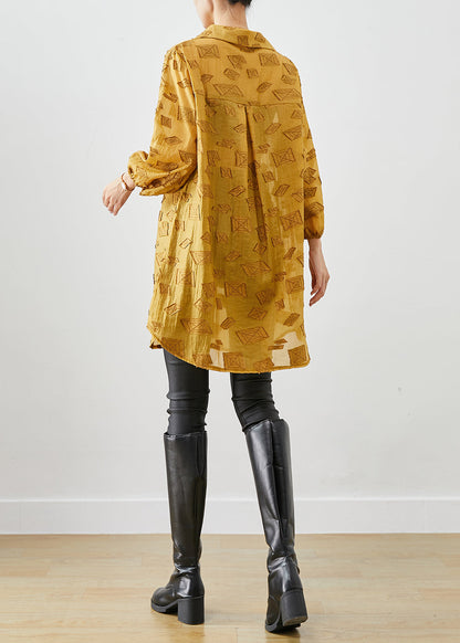 Classic Vintage Shirt with a Flattering Fit