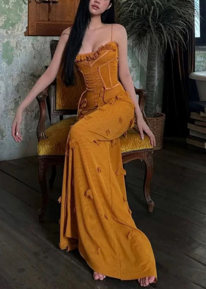 Well Tailored Garment with a Graceful Silhouette