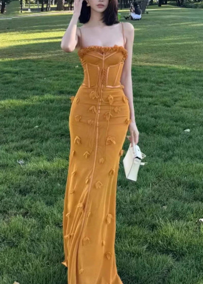 Well Tailored Garment with a Graceful Silhouette