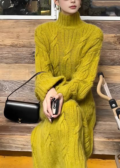 Effortlessly Elegant Sweater with a Timeless Design