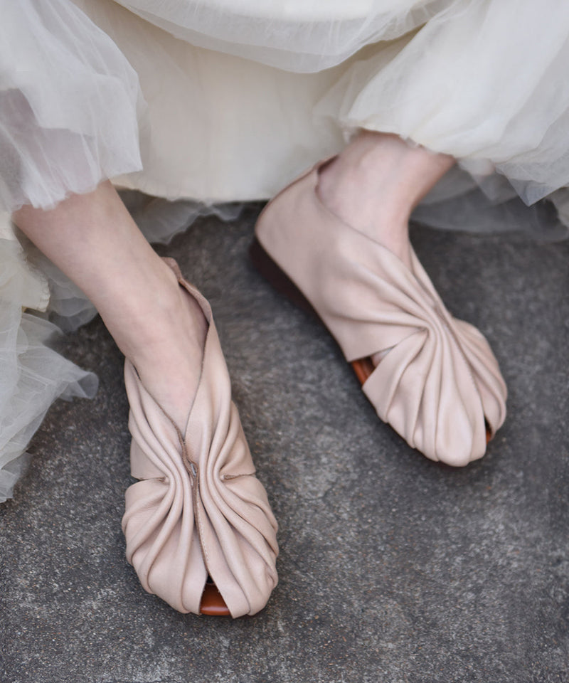 Graceful Orthopedic Sandals for Modern Look