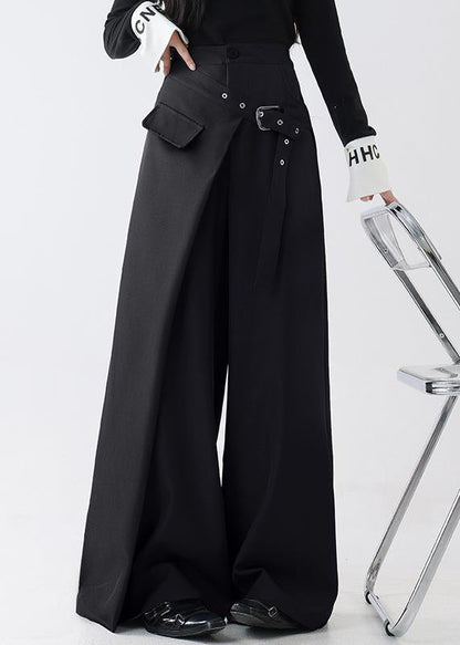 Well Tailored Pants with a Graceful Silhouette