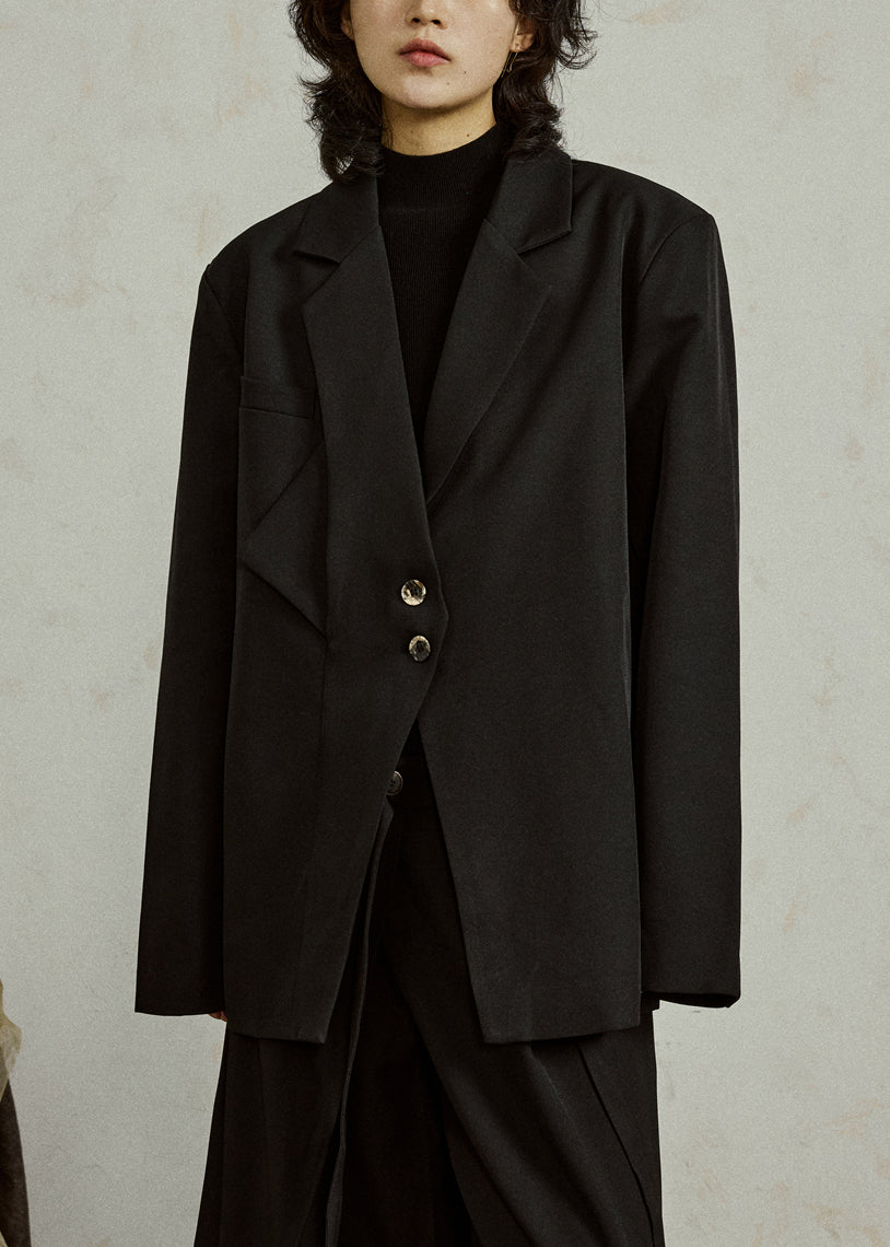 Classic Vintage Coat with a Flattering Fit