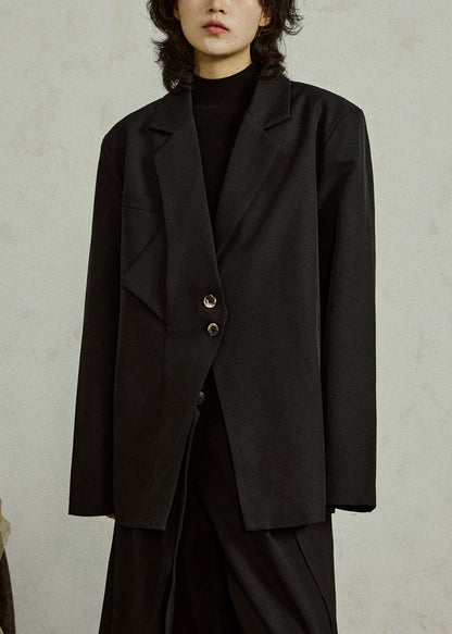 Classic Vintage Coat with a Flattering Fit