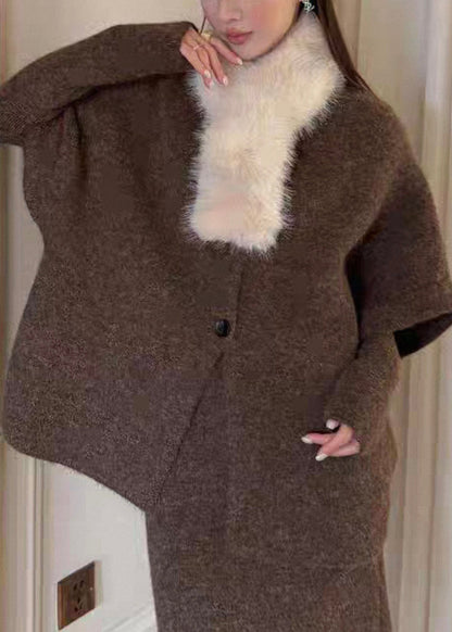 Effortlessly Elegant Garment with a Timeless Design