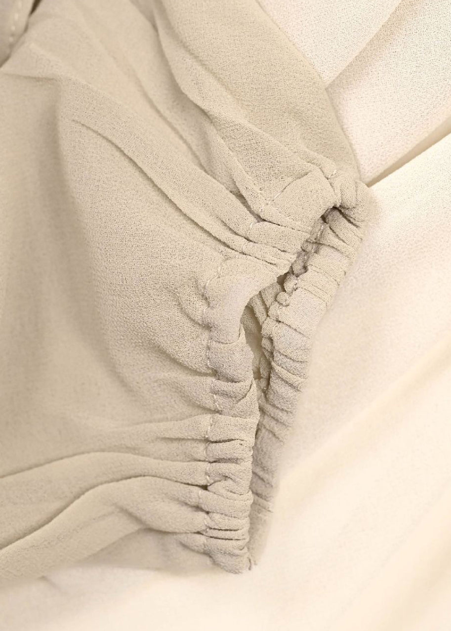 Effortlessly Elegant Top with a Timeless Design