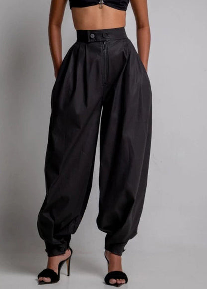 Beautifully Finished Pants in a Timeless Design
