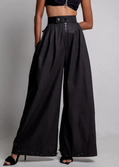 Beautifully Finished Pants in a Timeless Design