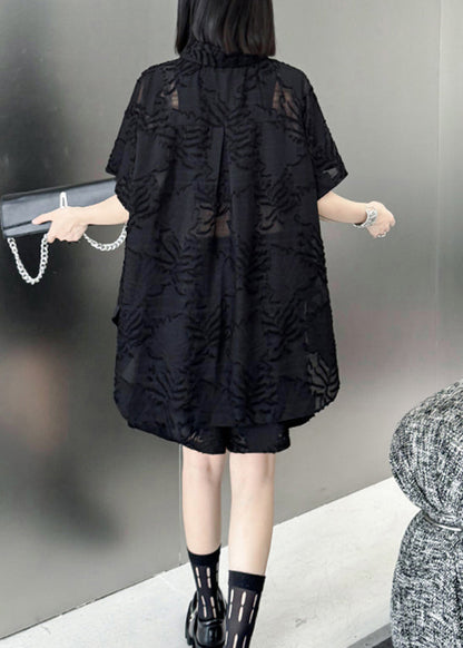 Effortlessly Elegant Top with a Timeless Design