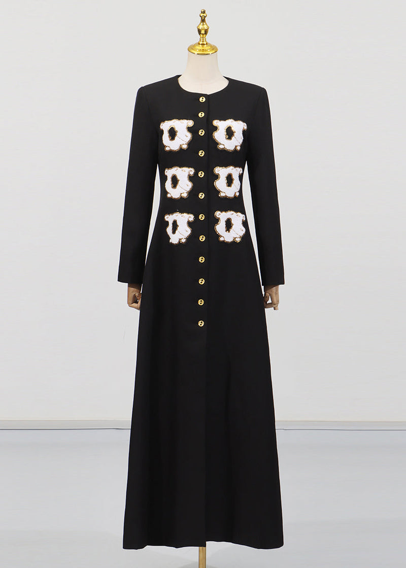 Classic Vintage Coat with a Flattering Fit