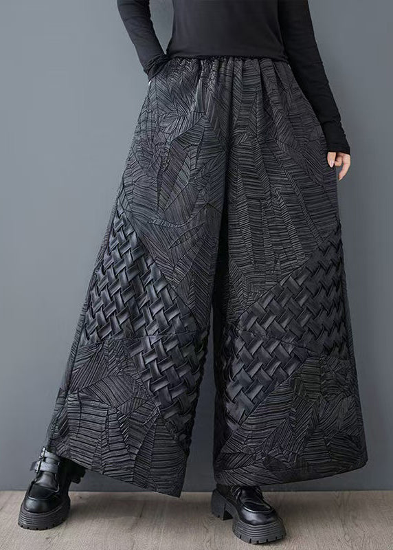 Well Tailored Pants with a Graceful Silhouette