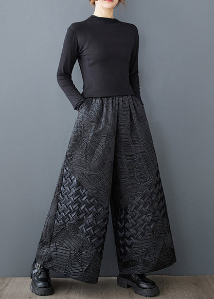 Well Tailored Pants with a Graceful Silhouette