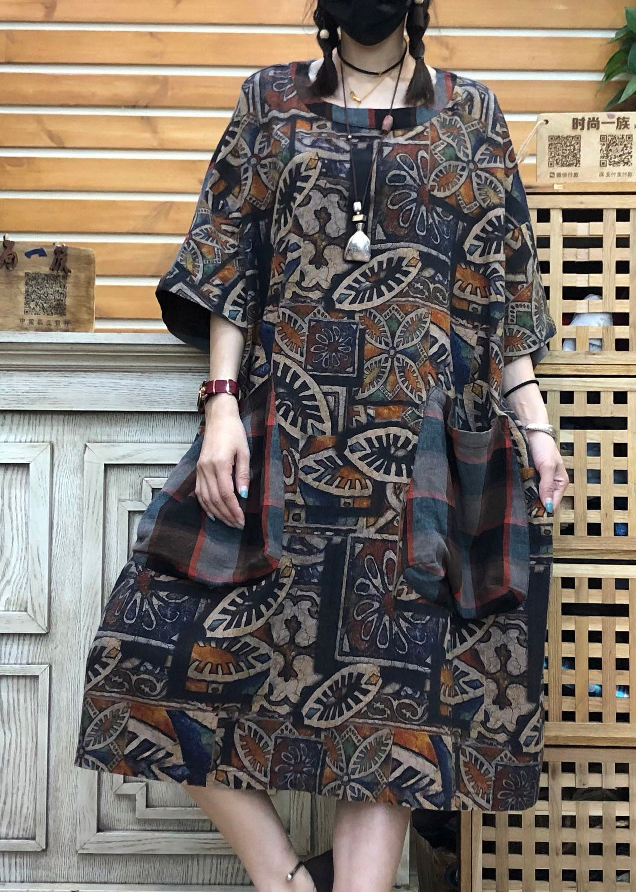 Elegantly Styled Dress for Everyday Wear