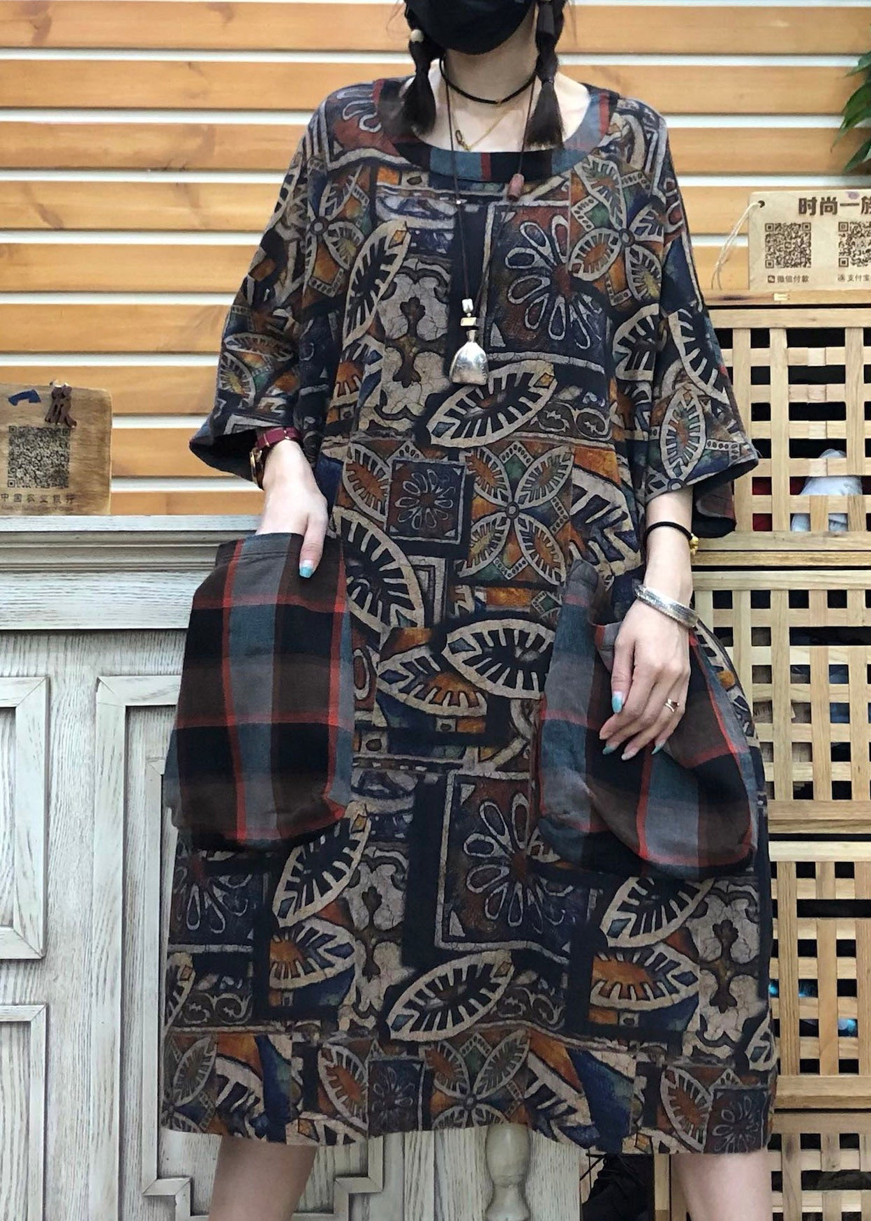 Elegantly Styled Dress for Everyday Wear