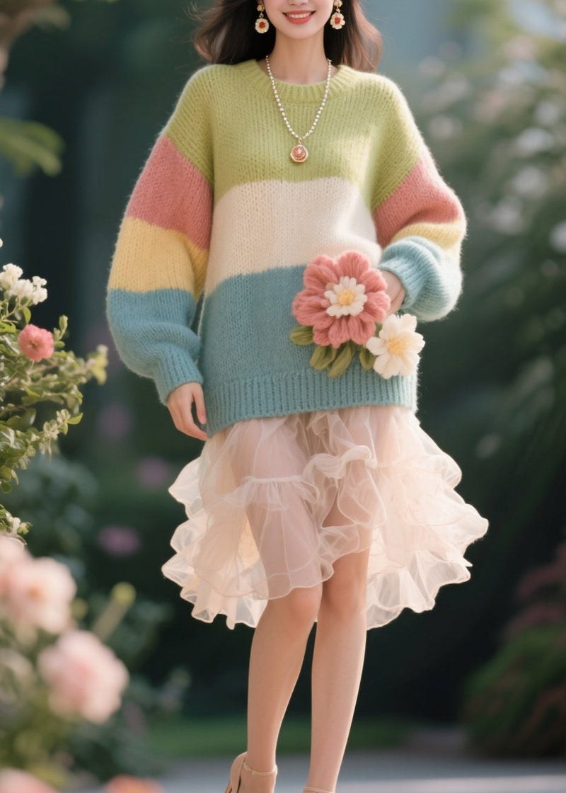 Well Tailored Pullover with a Graceful Silhouette