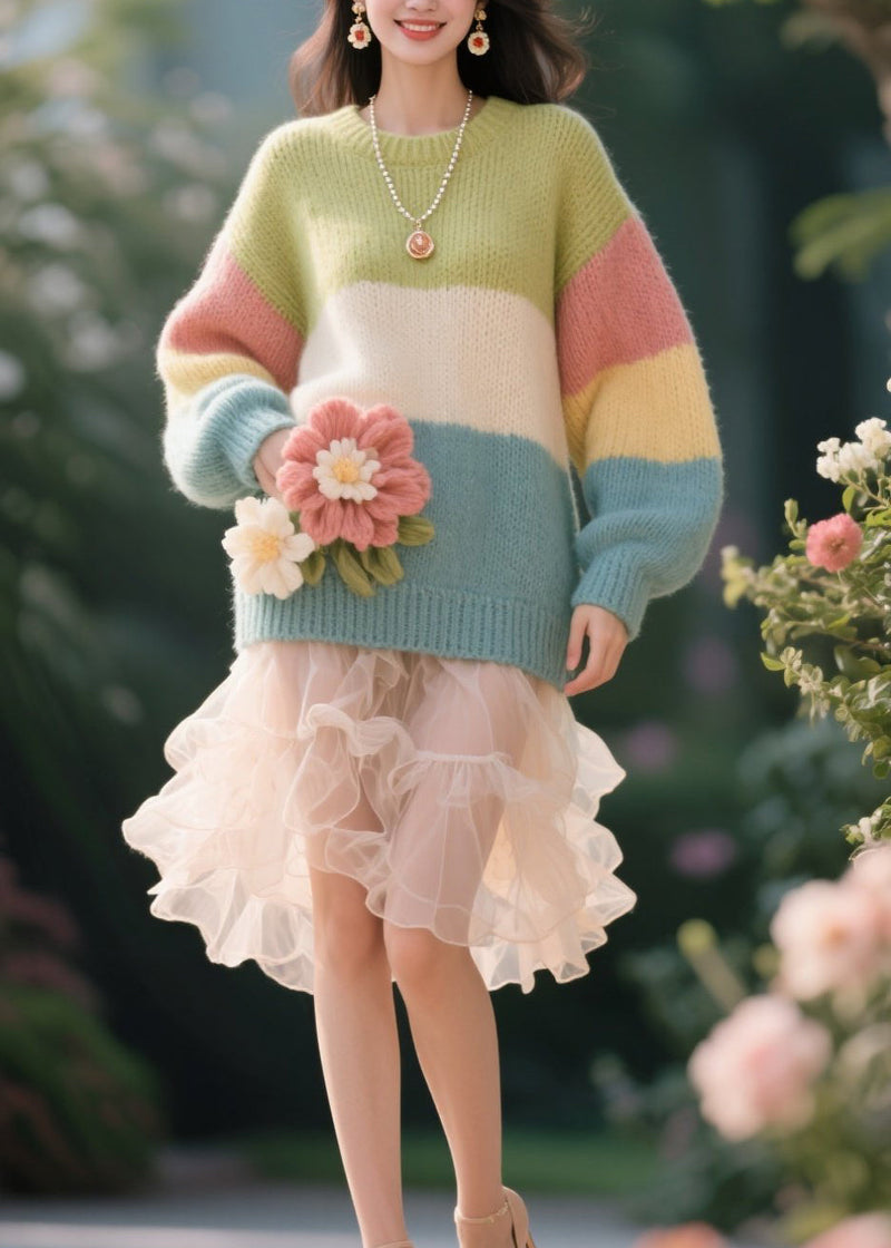 Well Tailored Pullover with a Graceful Silhouette