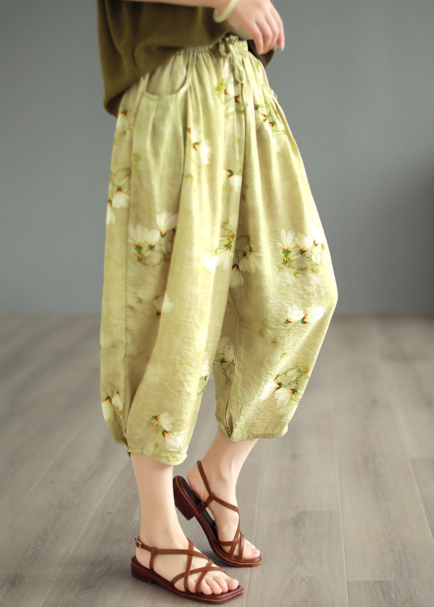 A Vintage Style Pants with Delicate Timeless Details