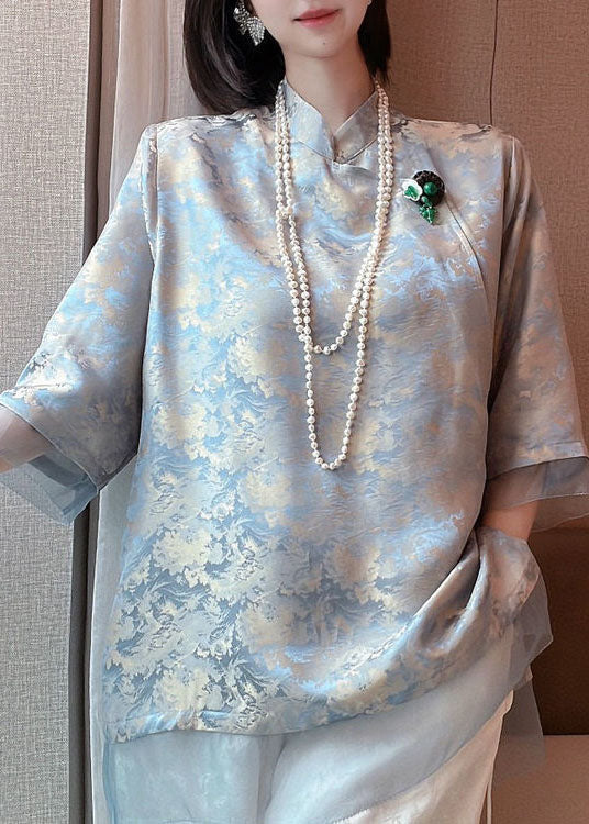 Gracefully Styled Shirt for Any Occasion