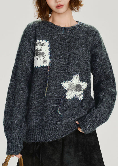 Classic Vintage Sweater with a Flattering Fit