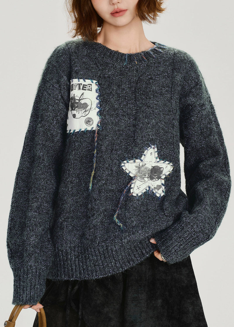 Classic Vintage Sweater with a Flattering Fit