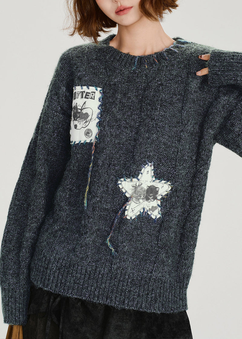 Classic Vintage Sweater with a Flattering Fit