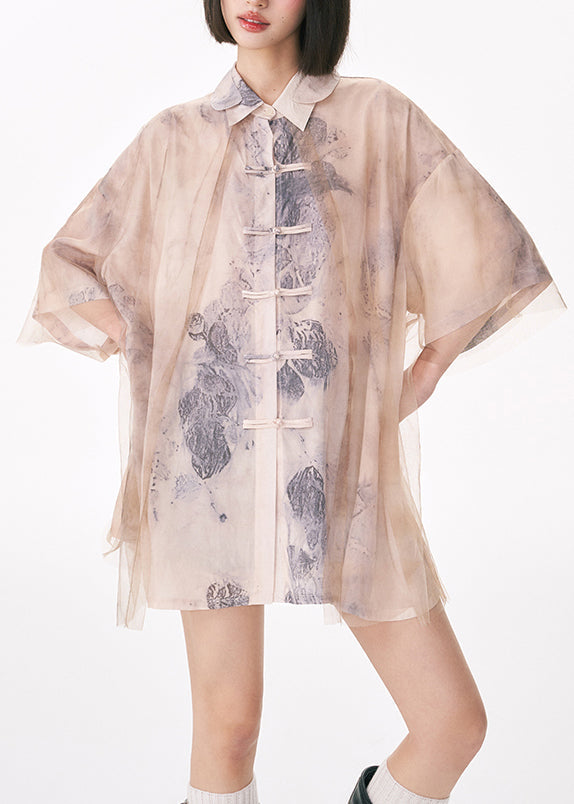 Classic Vintage Shirt with a Flattering Fit