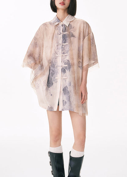 Classic Vintage Shirt with a Flattering Fit