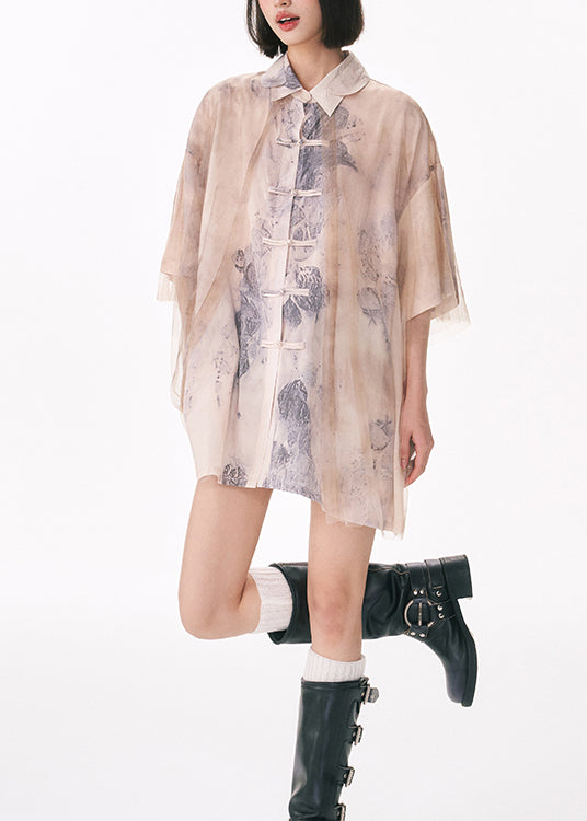 Classic Vintage Shirt with a Flattering Fit